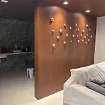 Suites Em Mansao